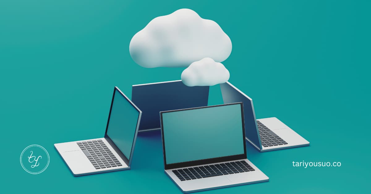 4 laptops interconnected. A cloud is above them.